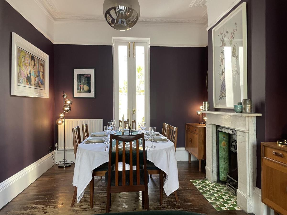 Holiday home Hummingbird House - 3 Double Bedrooms And Free Parking - By Crown Gardens Homes Brighton