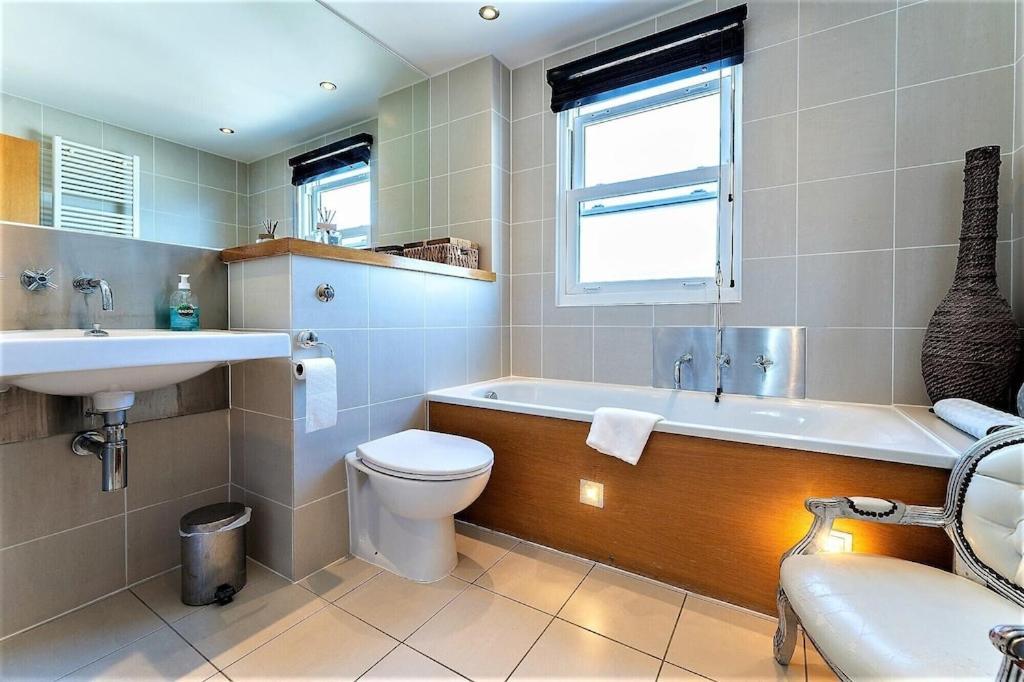 Seabrighton Penthouse With Private Sea View Roof Terraces Apartment