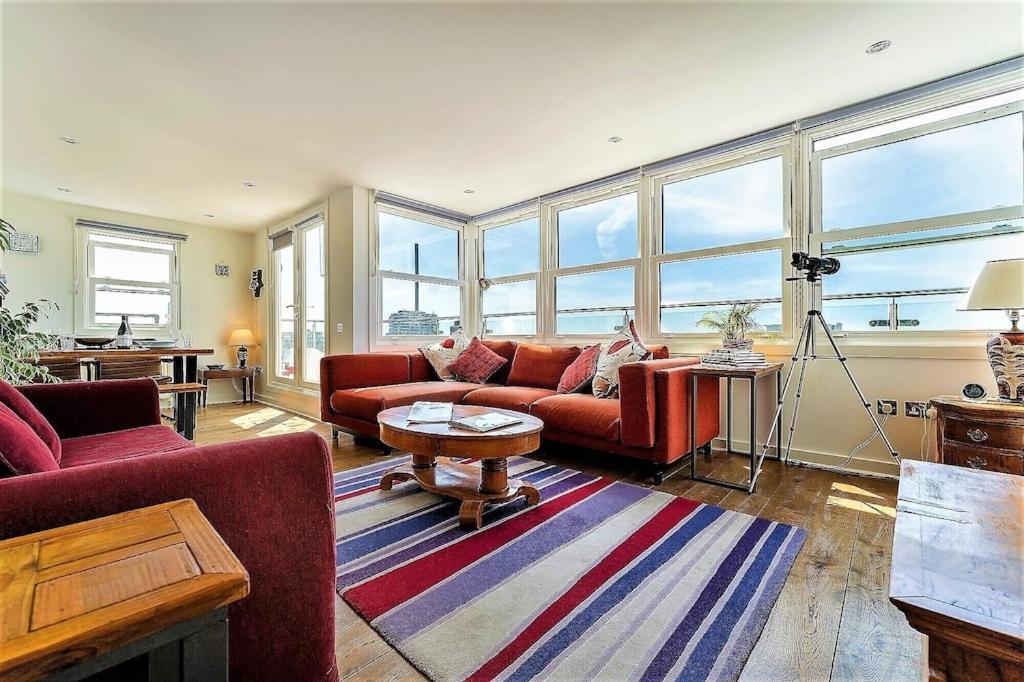 Apartment Seabrighton Penthouse With Private Sea View Roof Terraces Brighton