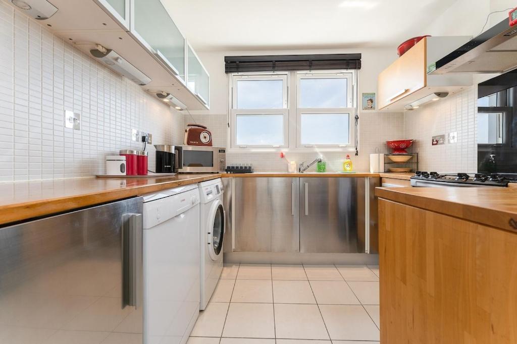 Seabrighton Penthouse With Private Sea View Roof Terraces Apartment *