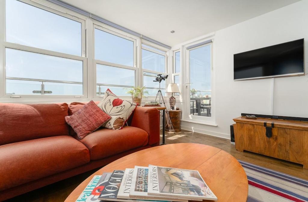 Seabrighton Penthouse With Private Sea View Roof Terraces Apartment Brighton