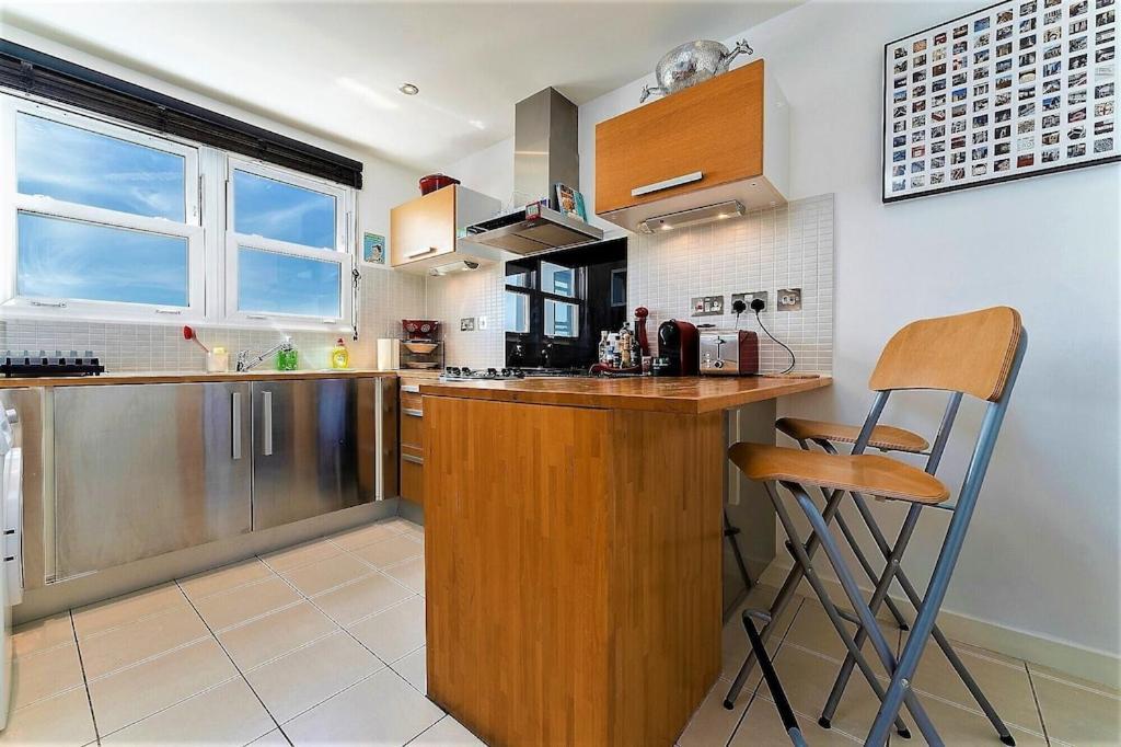 Apartment Seabrighton Penthouse With Private Sea View Roof Terraces *