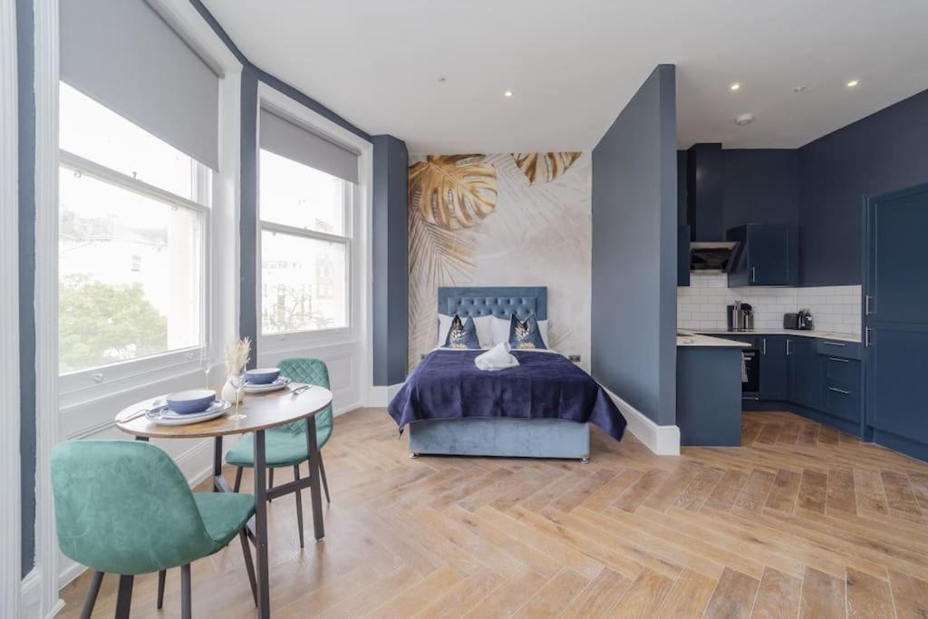 Apartment Flash Sale Centre Seafront Bn12sil04 Brighton