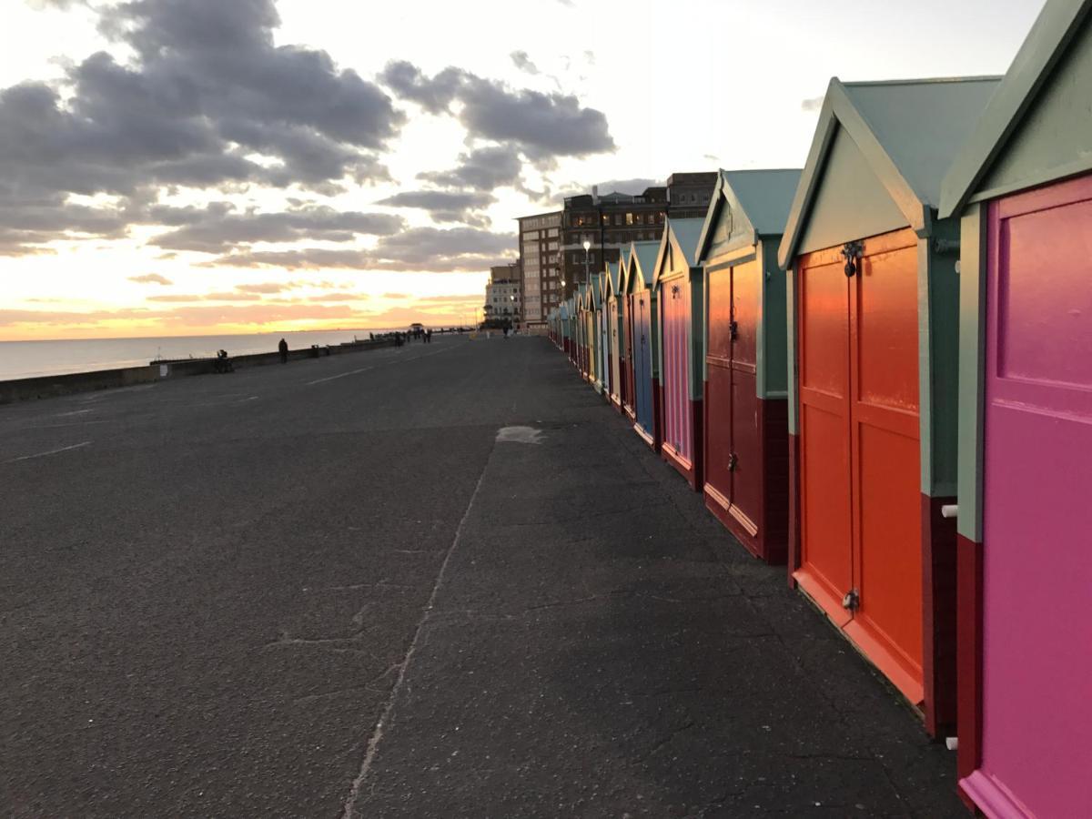 Beautiful, Central, 3 Min Walk From Beach, 2 King Doubles Brighton