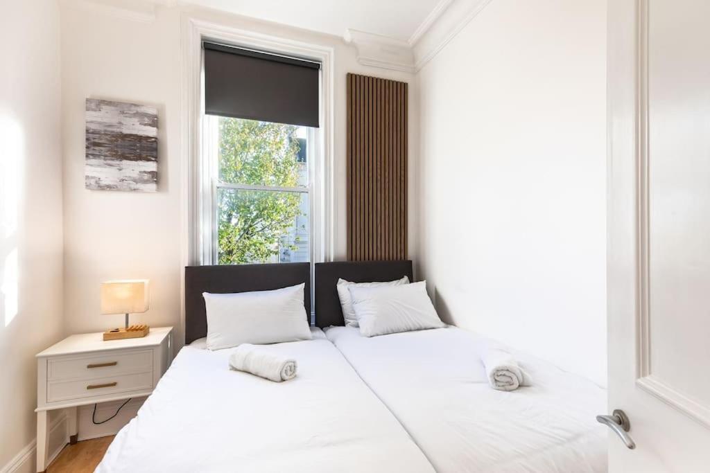 Apartment Victorian Work And Travel Close To Station Brighton