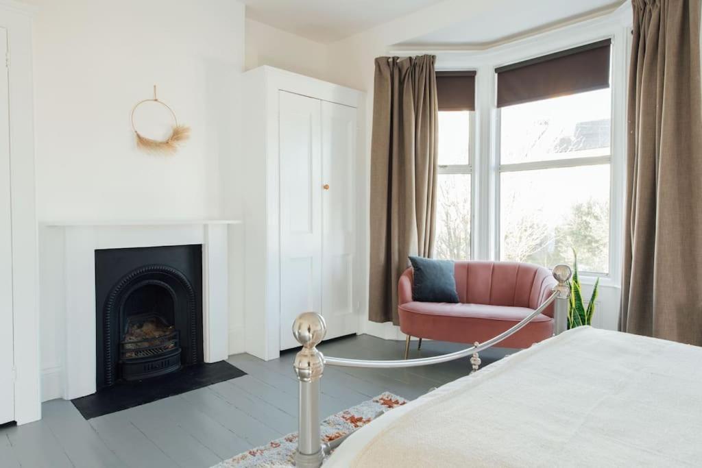 Stunning 4 Bedroom Victorian House