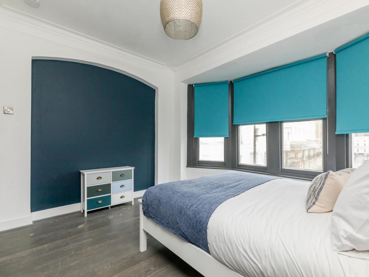 Your Central 5 Bedroom Flat Apartment *