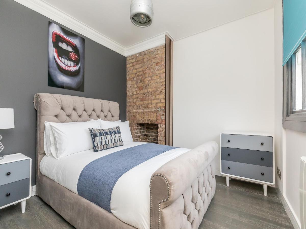 Your Central 5 Bedroom Flat Apartment