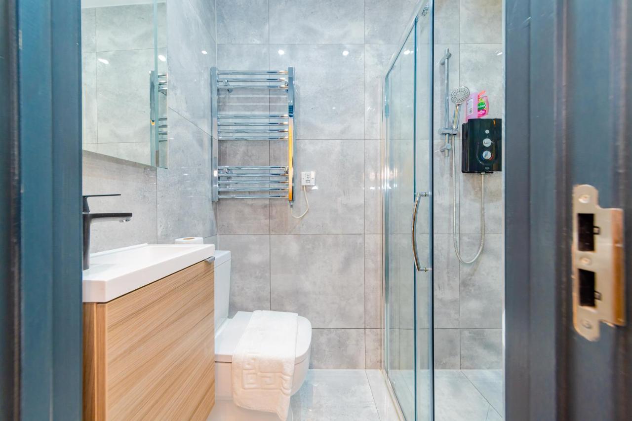 Flash Sale Centre Seafront 2 Bedroom Flat Bn112shp5c Apartment *