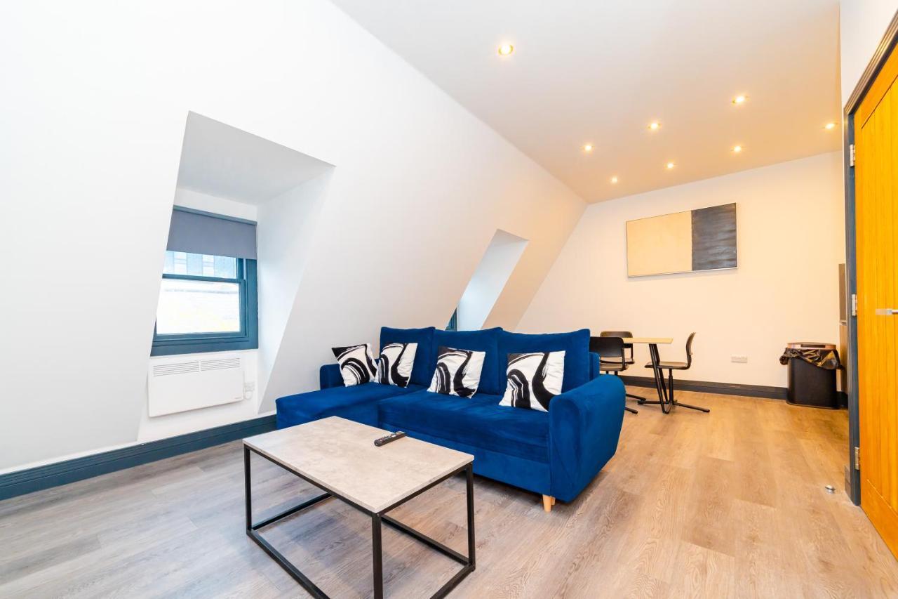 Apartment Flash Sale Centre Seafront 2 Bedroom Flat Bn112shp5c