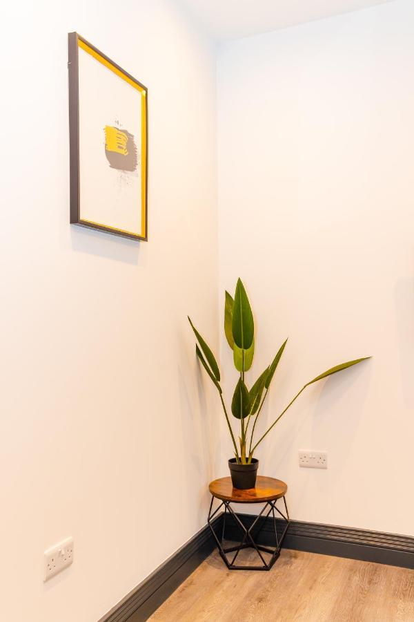 Apartment Flash Sale Centre Seafront 2 Bedroom Flat Bn112shp5c