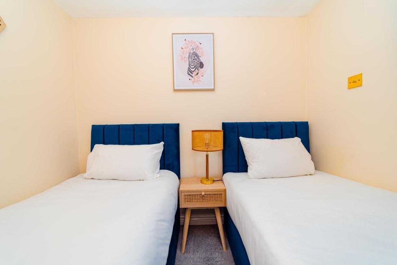 Apartment Flash Sale Kemptown 3 Bedrooms Flat Bn278nep