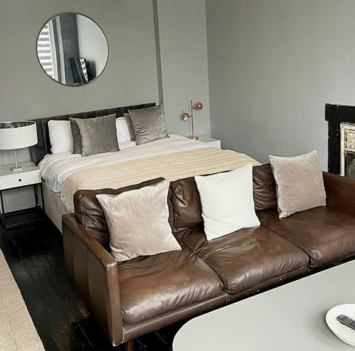 Elegant Studio In - 5 Min Walk To - 10 Min To * Brighton