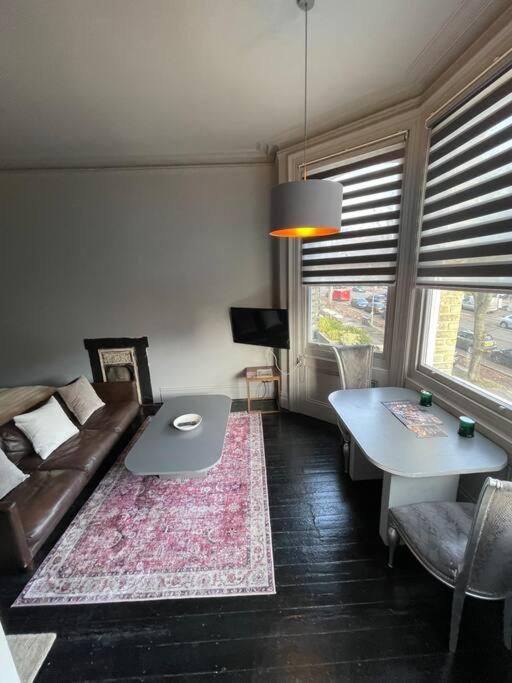 Elegant Studio In - 5 Min Walk To - 10 Min To Apartment