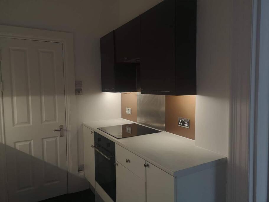 Elegant Studio In - 5 Min Walk To - 10 Min To * Brighton