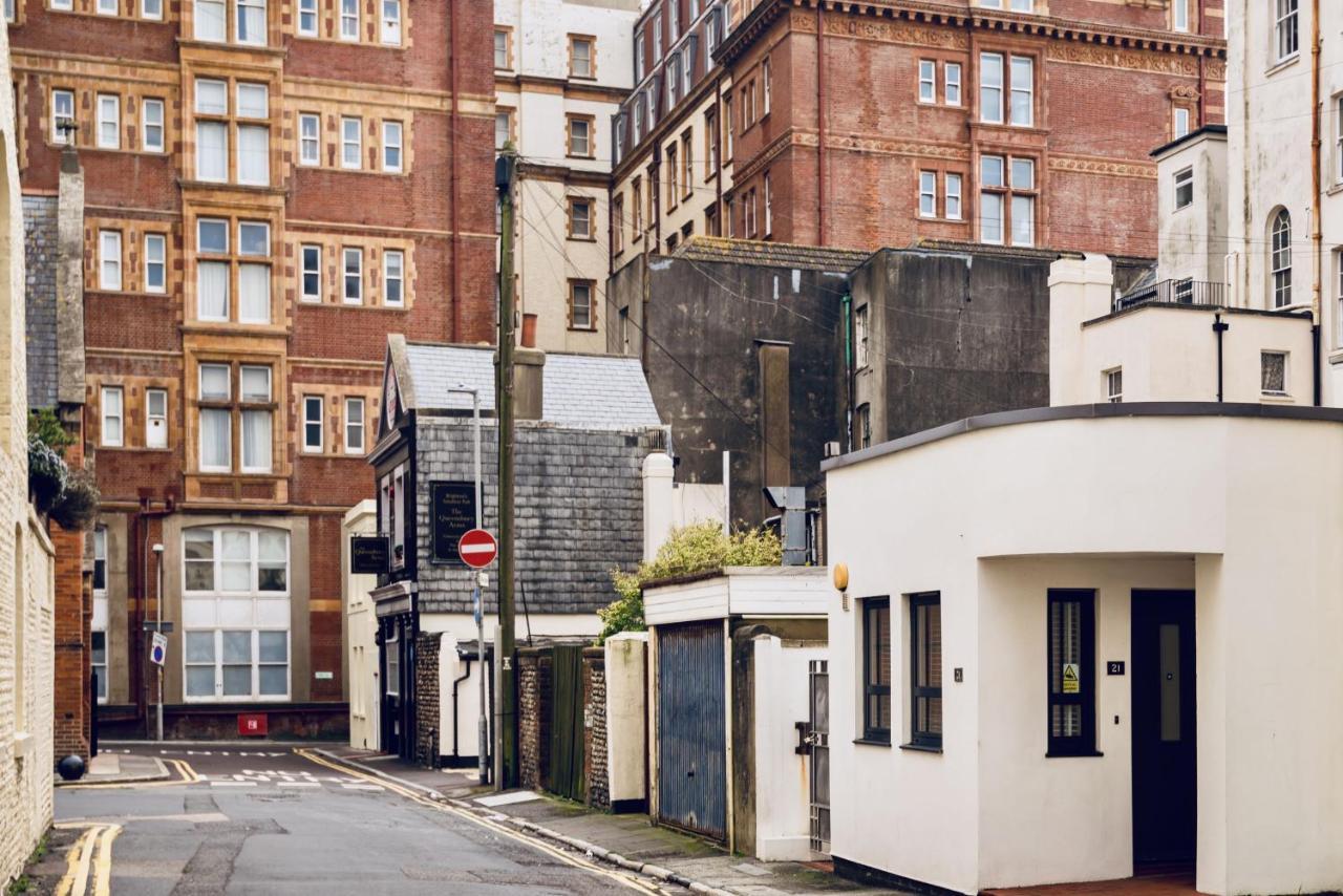 Mews House * Brighton