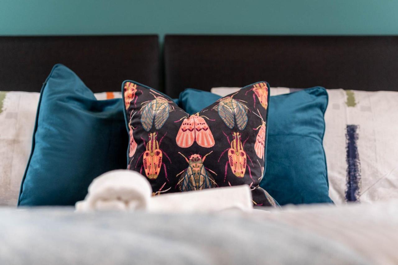 Bond Street Retreat