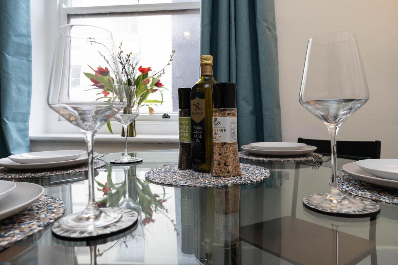 Bond Street Retreat Apartment *