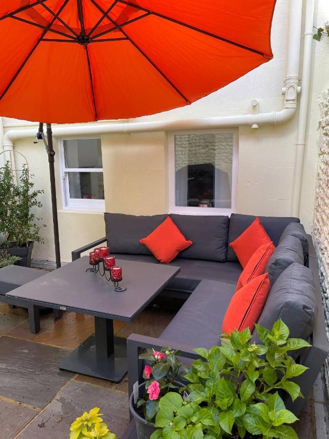 Entire 2 Bed Flat With Garden, Located Near Beach * Brighton