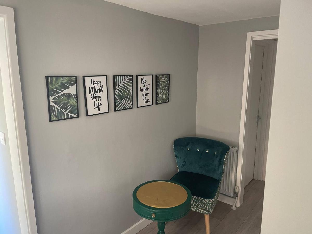 Apartment Entire 2 Bed Flat With Garden, Located Near Beach Brighton