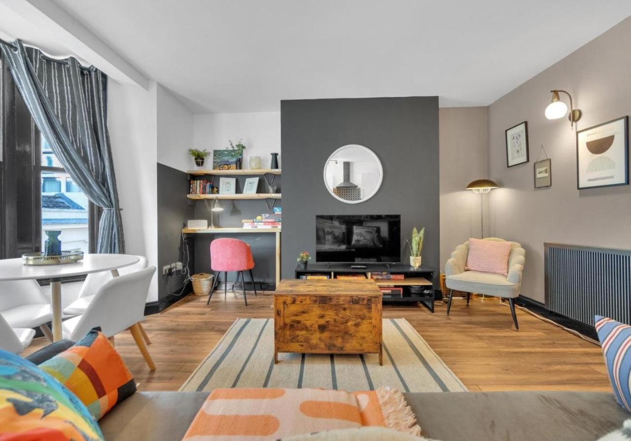 Olive Three By My Getaways * Brighton