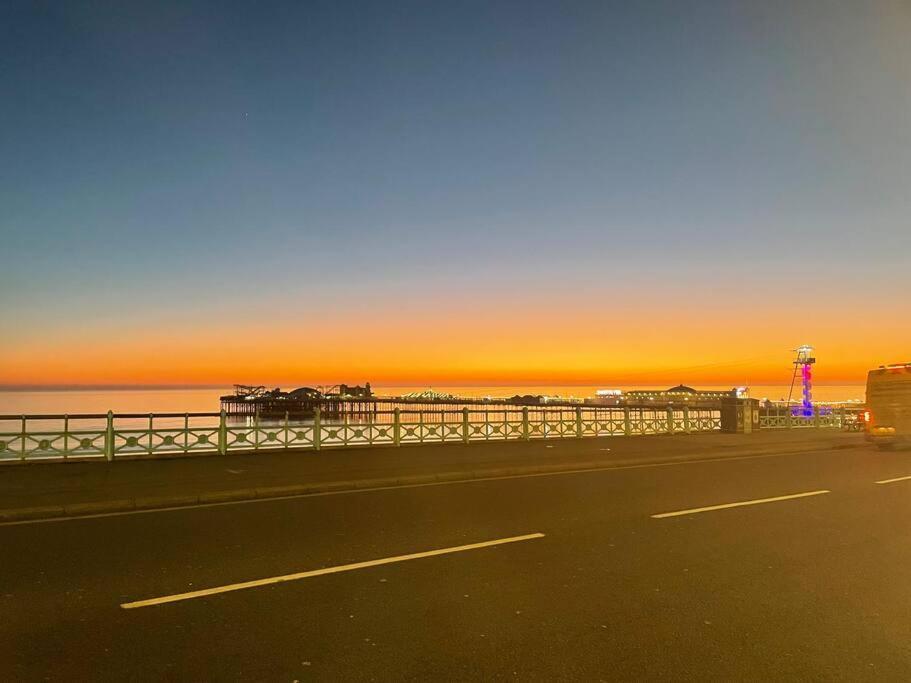 Apartment Stunning Seafront Brighton