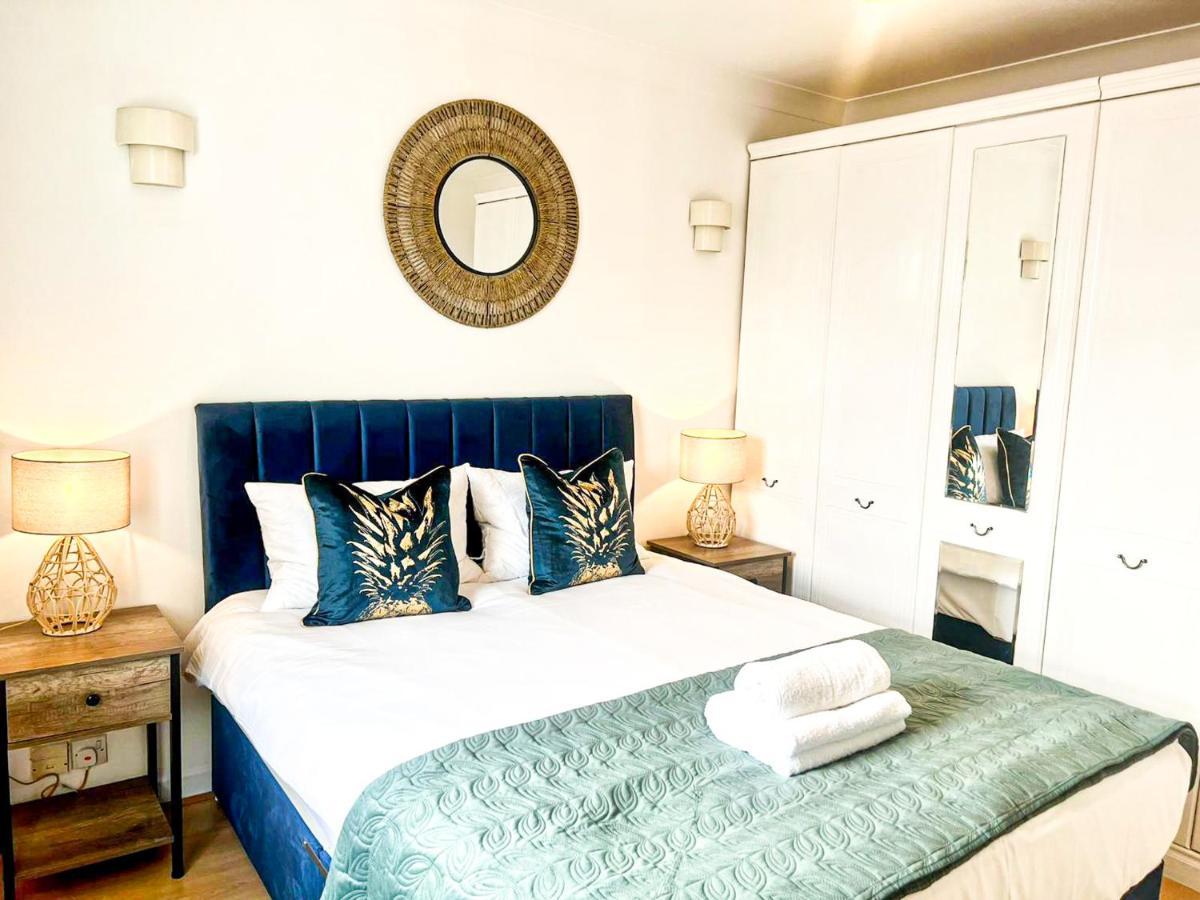 Holiday home Flash Sale Free Parking I Next To I 2 Bedroom Mews House