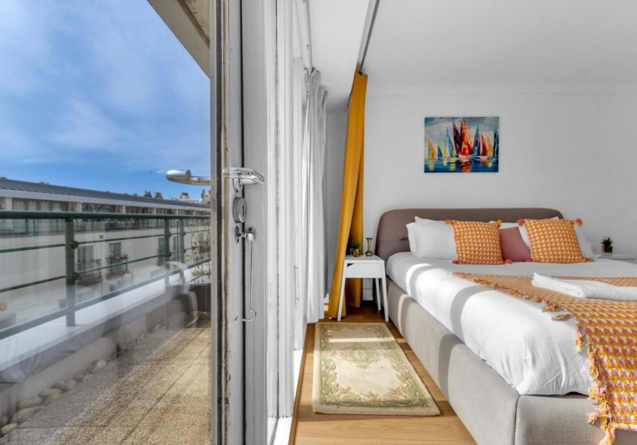 Holiday home Golden Sunset House With Free Parking By My Getaways *