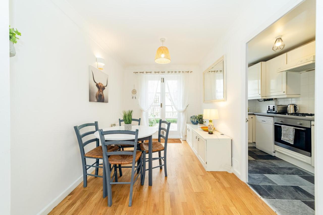 Flash Sale Free Parking I Next To I 2 Bedroom Mews House Brighton