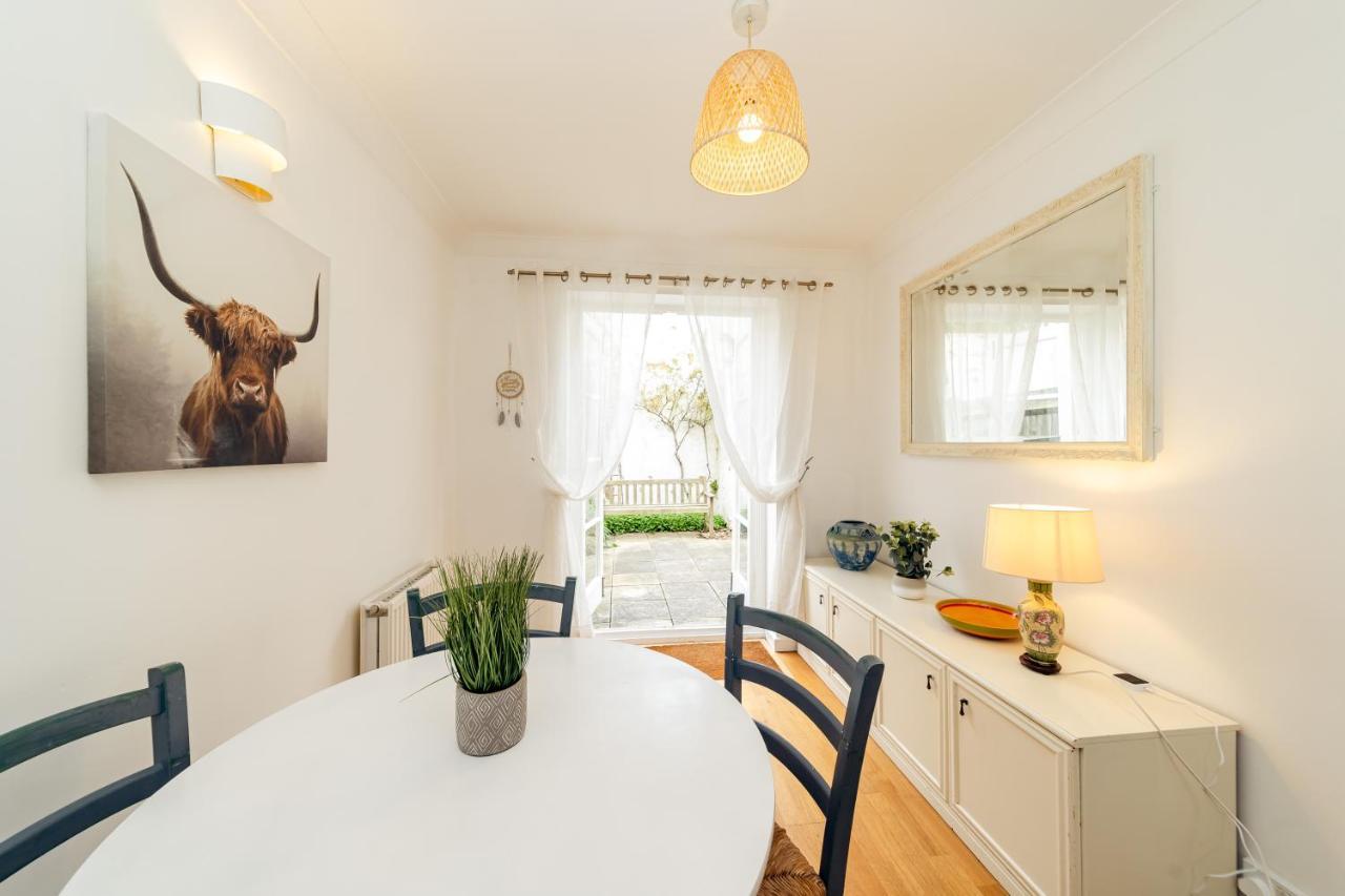 Holiday home Flash Sale Free Parking I Next To I 2 Bedroom Mews House *