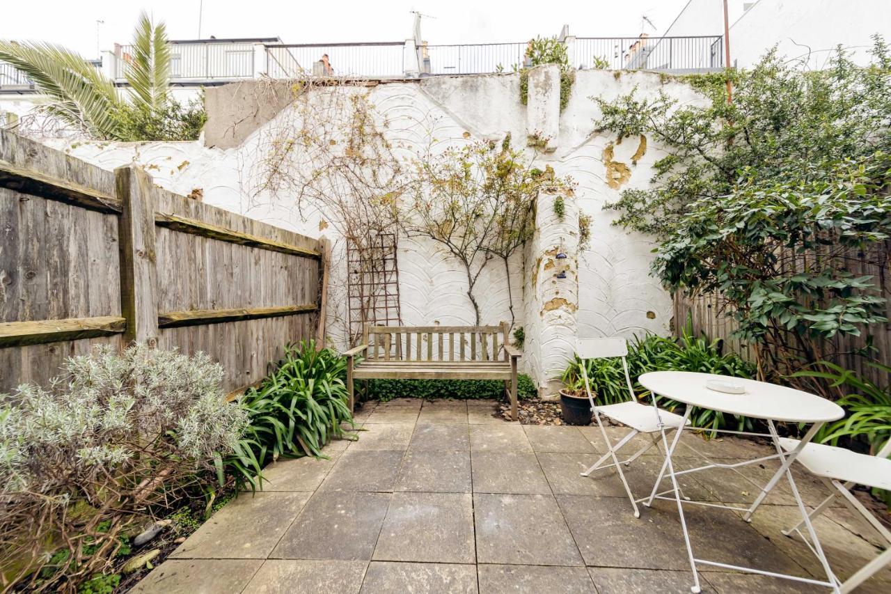 Flash Sale Free Parking I Next To I 2 Bedroom Mews House Holiday home *