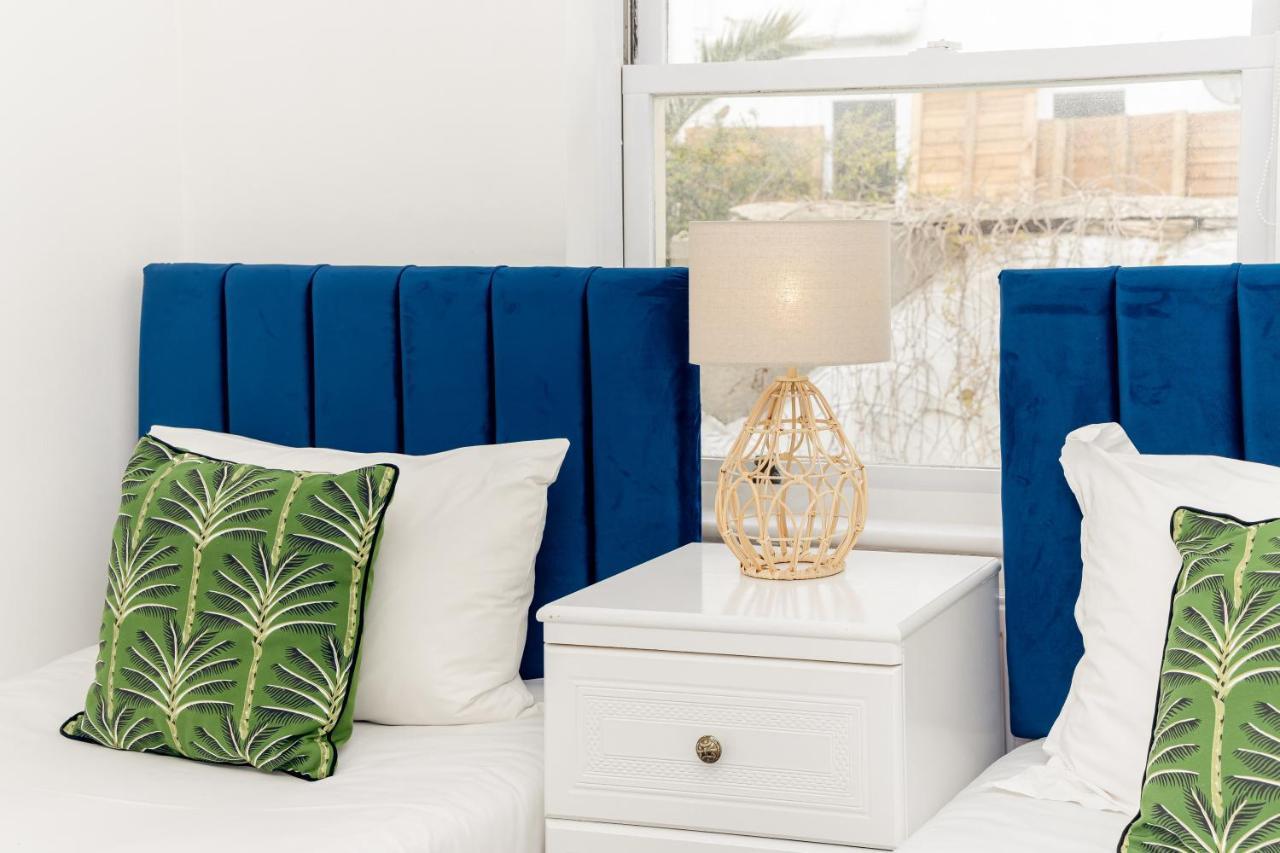Flash Sale Free Parking I Next To I 2 Bedroom Mews House Holiday home