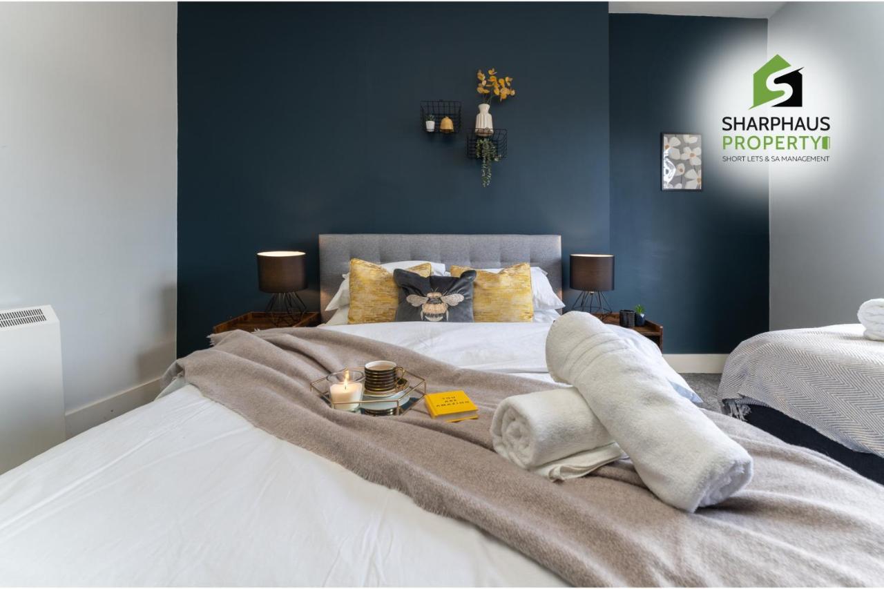 Apartment Spacious 3-bed With Breathtaking Pavilion Views By Sharphaus Short Lets & Serviced Management