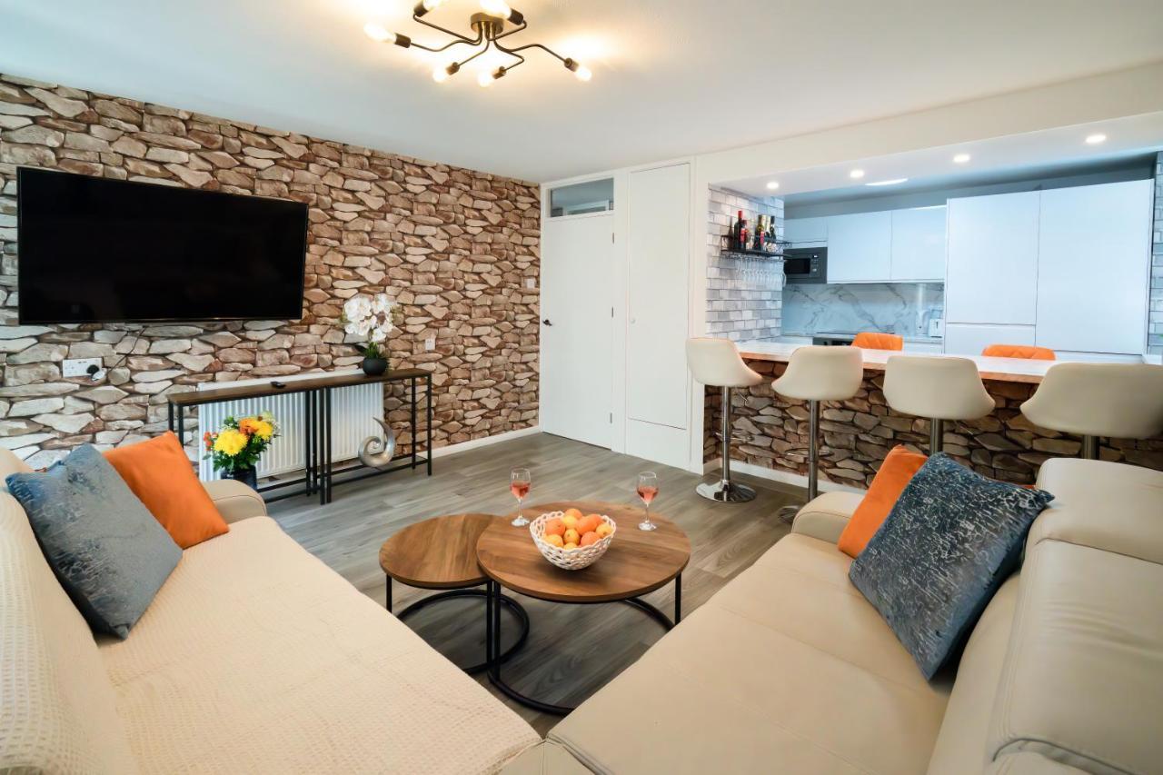 Sea View Kemptown Let Apartment Brighton