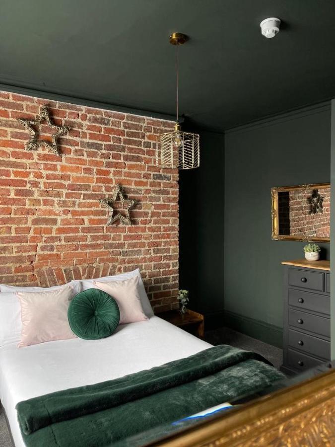Salt Life One Bedroom * Brighton
