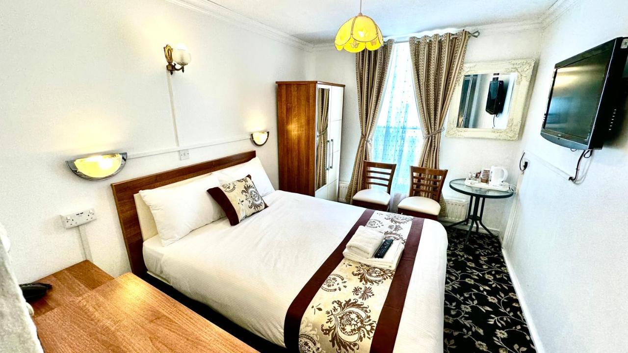Andorra Guest 3* Brighton