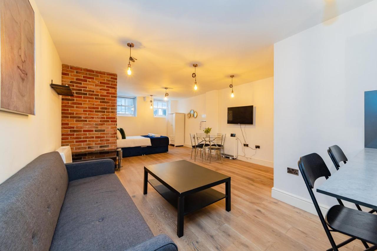 Apartment Flash Sale Centre Seafront 1 Bedroom Flat Bn115fsto04 *