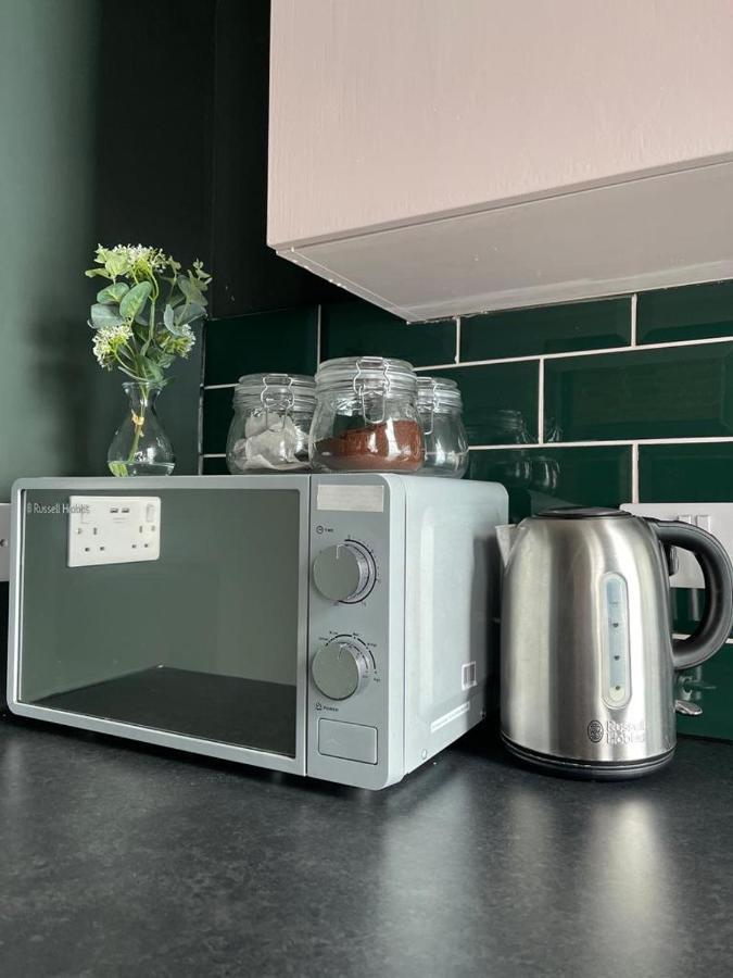 Salt Life One Bedroom Apartment Brighton