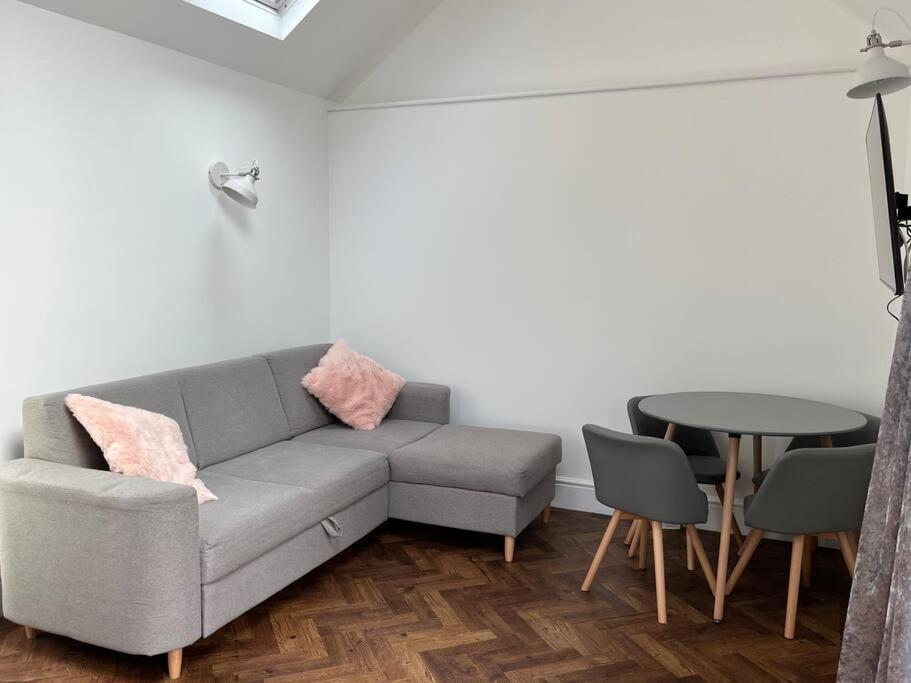 Gorgeous Small House In Holiday home