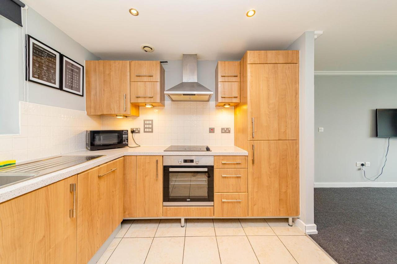 Apartment Moments Away From Station Sleep 6 Brighton