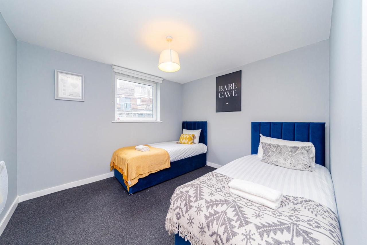 Apartment Moments Away From Station Sleep 6 Brighton