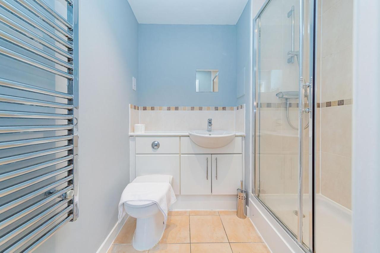 Moments Away From Station Sleep 6 Apartment Brighton