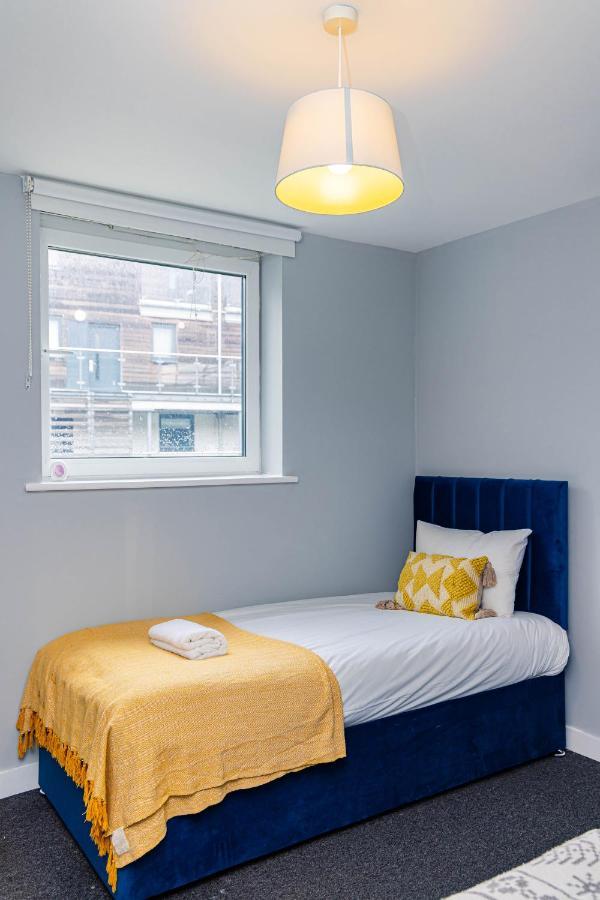 Apartment Moments Away From Station Sleep 6 Brighton