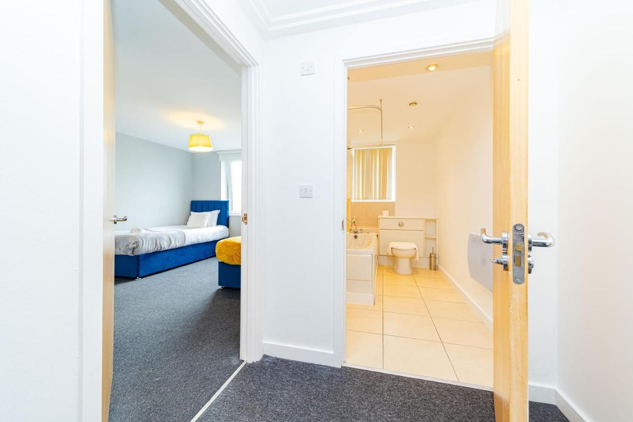 Apartment Moments Away From Station Sleep 6 Brighton