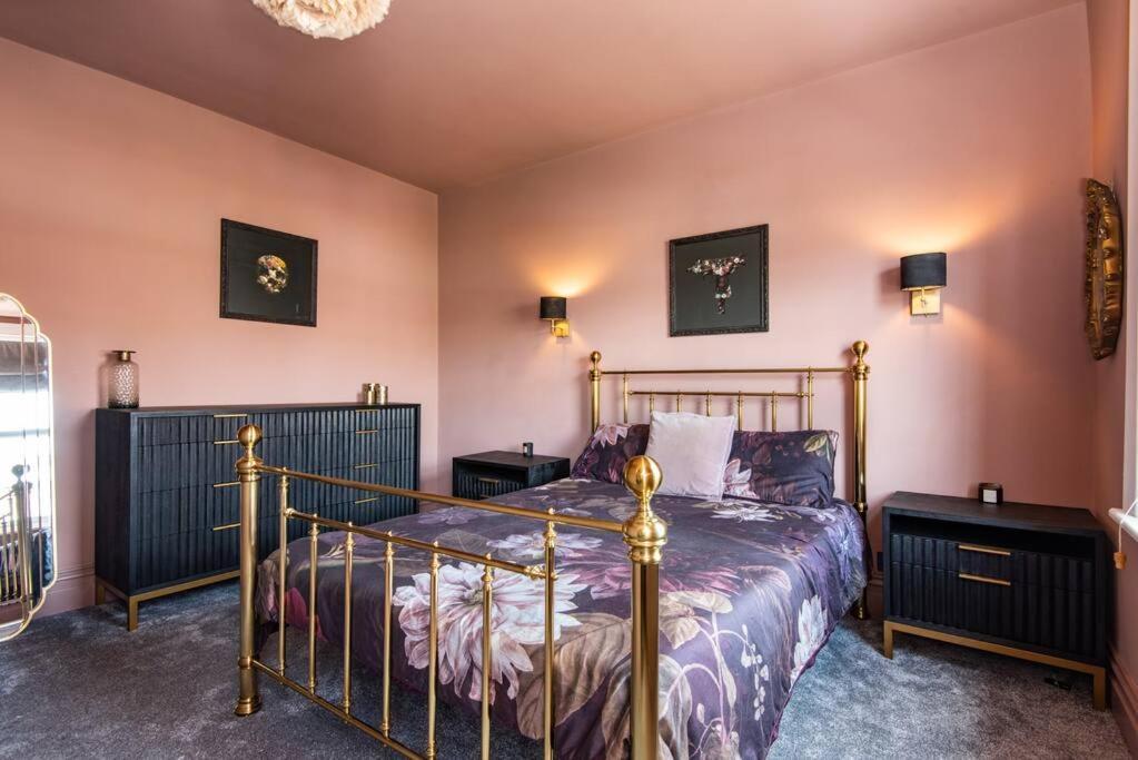 Newly Renovated Victorian House With Free Parking Brighton