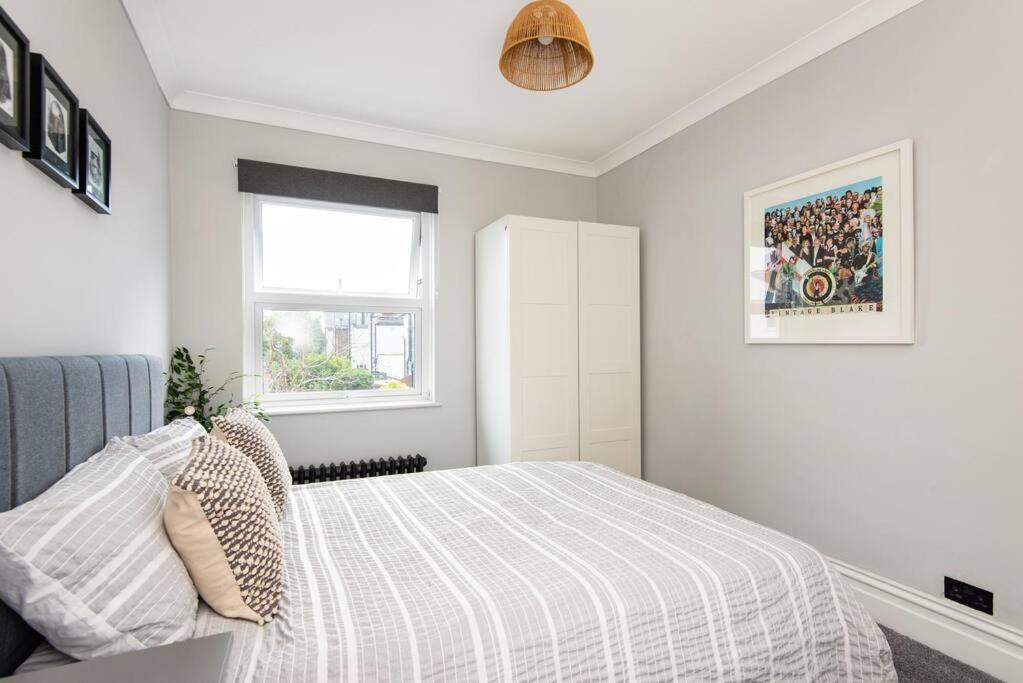 Newly Renovated Victorian House With Free Parking *