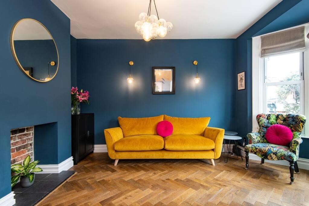 Newly Renovated Victorian House With Free Parking Holiday home Brighton