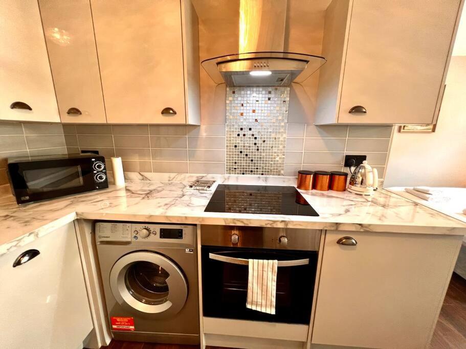 Lovely Studio Close To Station Brighton
