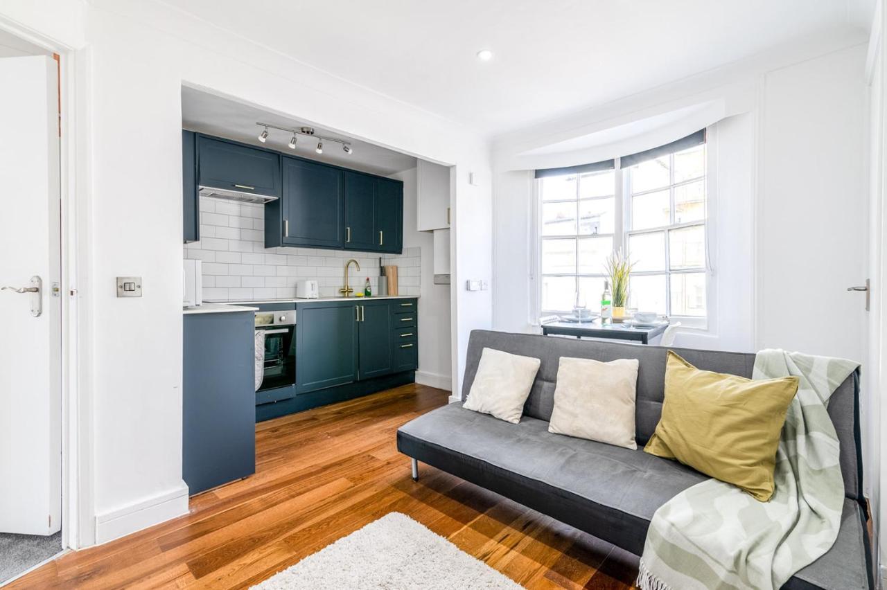 Modern One Bedroom In *