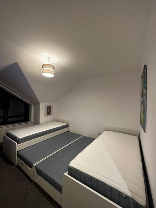 Stunning & Fun 4 Bed In The Heart Of Holiday home